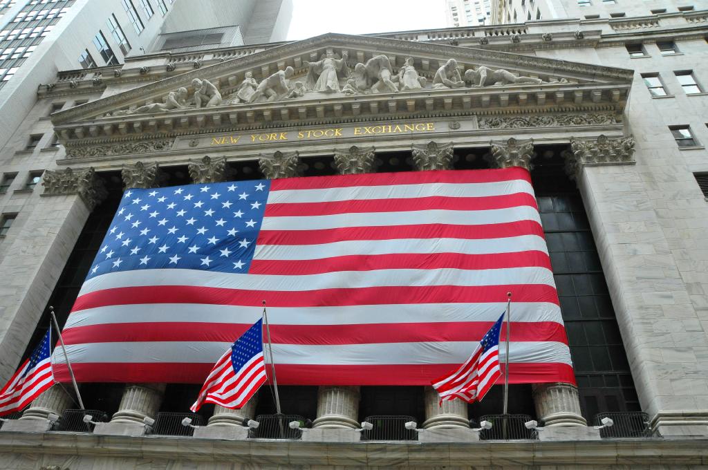 dsc_4243_.jpg - Wall street